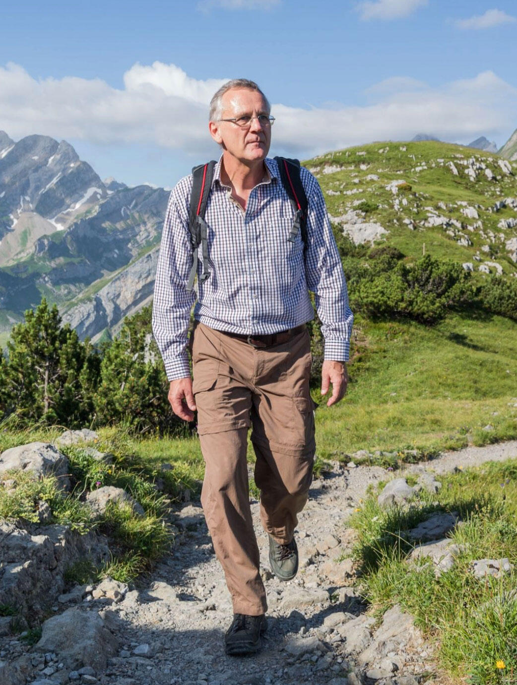 Karl Locher wandert im Appenzell